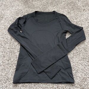 like new lululemon race length swiftly